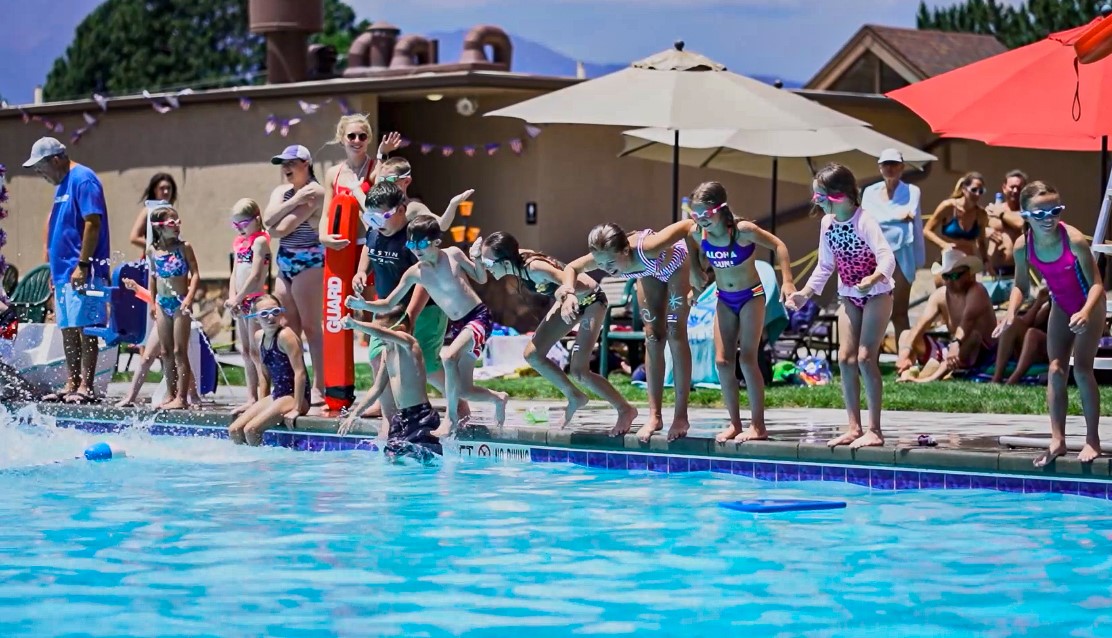 Club Activities & Benefits at Colorado Springs Country Club | Private Golf & Social near Rocky Mountains, Mesa Trail & Palmer Park